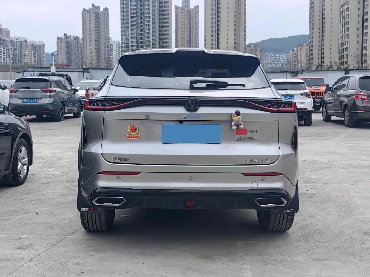 2025 ChangAn UNI-Z 1.5T 188HP L4 7DCT,autocango,china used car exporter,china ev exporter,chinese used car exporter,chinese used ev exporter