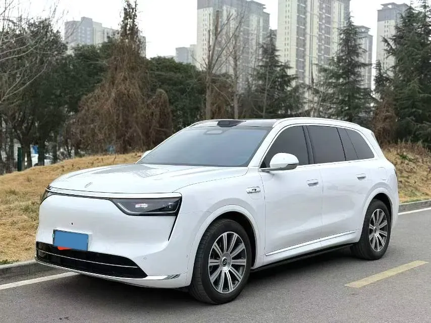 2025 AITO AITO M8 REEV 160HP REEV 53.4KWH,autocango,china used car exporter,china ev exporter,chinese used car exporter,chinese used ev exporter