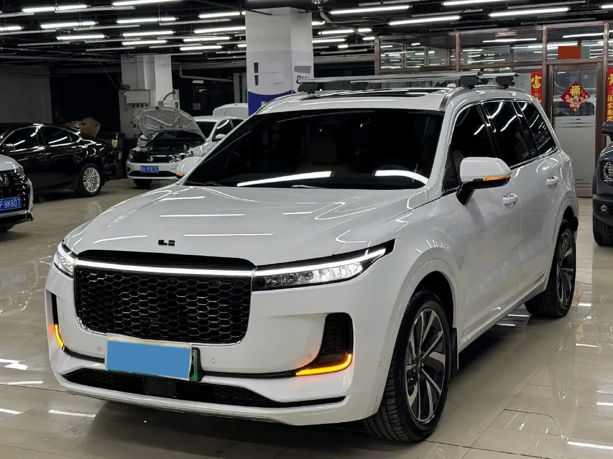 2021 Li ONE Range Extended 131HP REEV 40.5KWH,autocango,china used car exporter,china ev exporter,chinese used car exporter,chinese used ev exporter