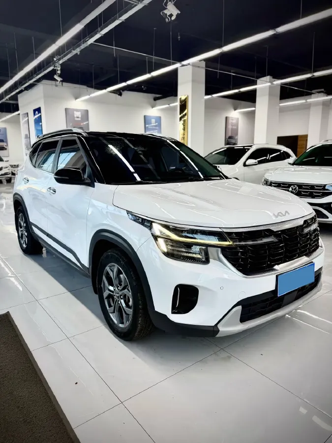 2023 Kia Seltos 1.5L 115HP L4 CVT,autocango,china used car exporter,china ev exporter,chinese used car exporter,chinese used ev exporter