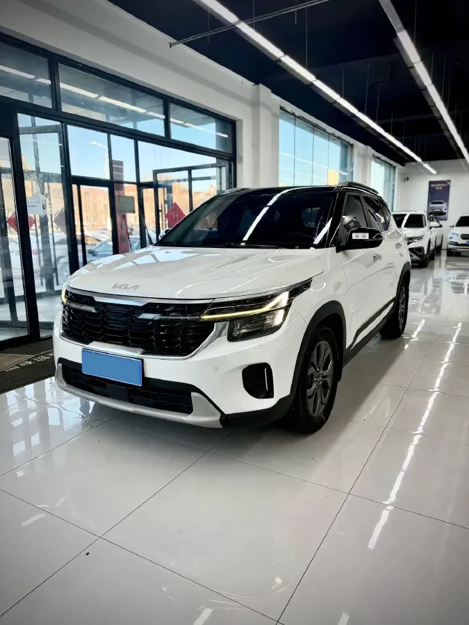 2023 Kia Seltos 1.5L 115HP L4 CVT,autocango,china used car exporter,china ev exporter,chinese used car exporter,chinese used ev exporter