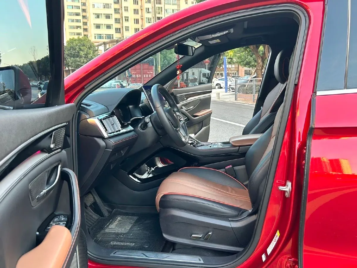 2022 Ford Mondeo 2.0T 238HP L4 8AT,autocango,china used car exporter,china ev exporter,chinese used car exporter,chinese used ev exporter