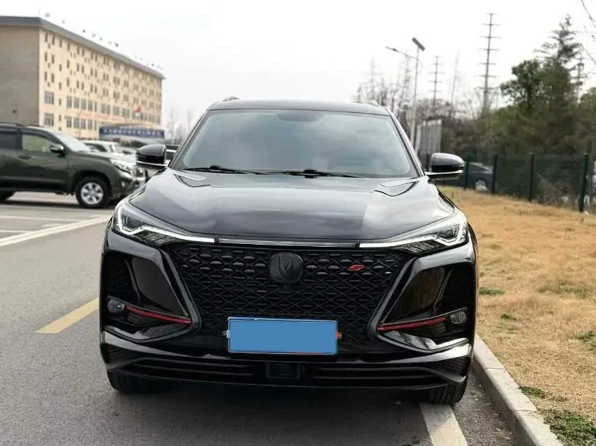 2020 ChangAn CS75 Plus 2.0T 233HP L4 8AT,autocango,china used car exporter,china ev exporter,chinese used car exporter,chinese used ev exporter