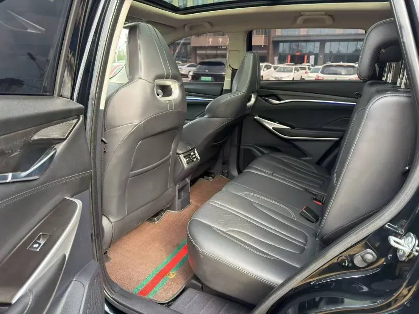 2020 ChangAn CS75 Plus 2.0T 233HP L4 8AT,autocango,china used car exporter,china ev exporter,chinese used car exporter,chinese used ev exporter