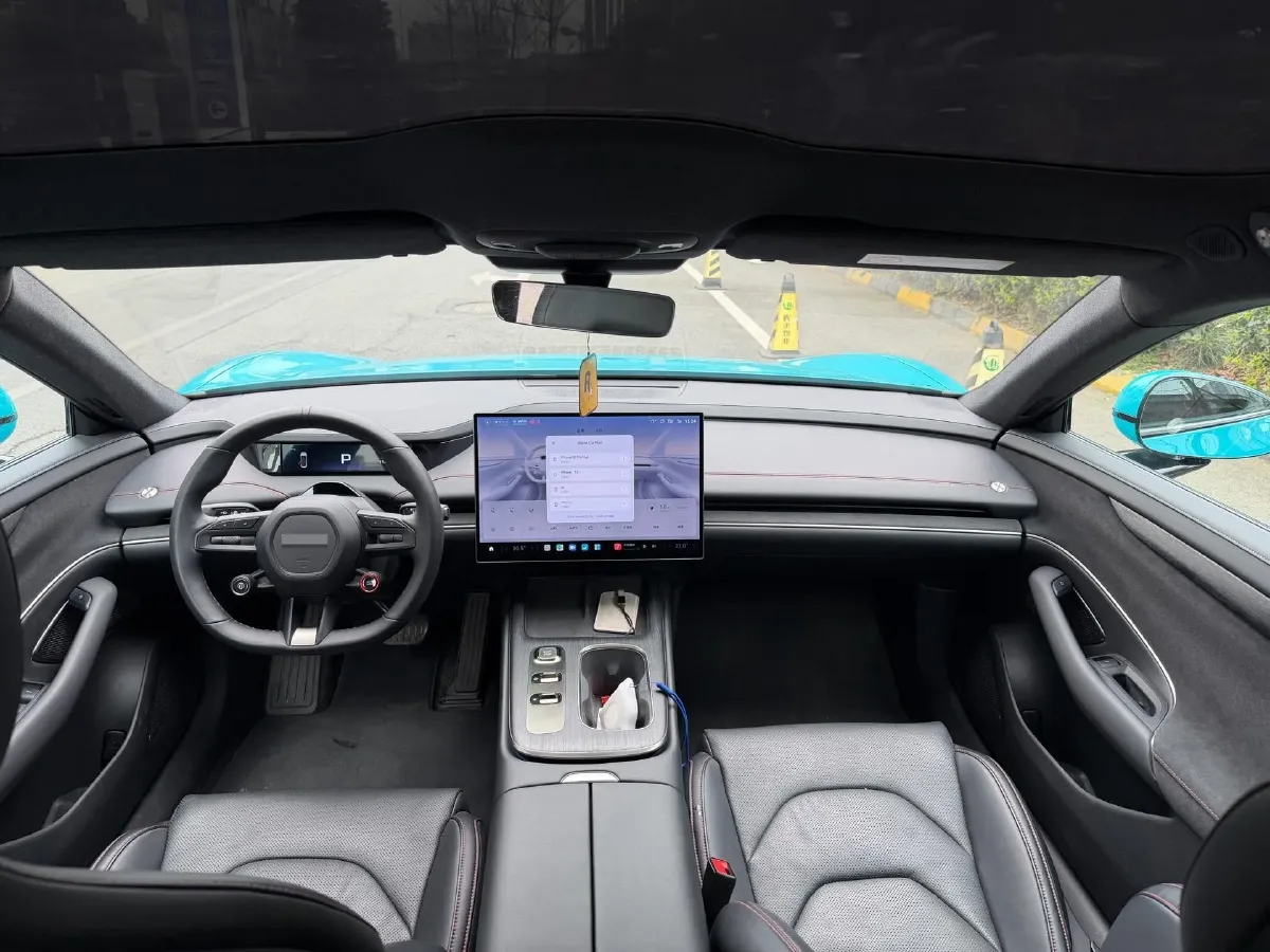 2024 MI SU7 BEV 73.6KWH,autocango,china used car exporter,china ev exporter,chinese used car exporter,chinese used ev exporter