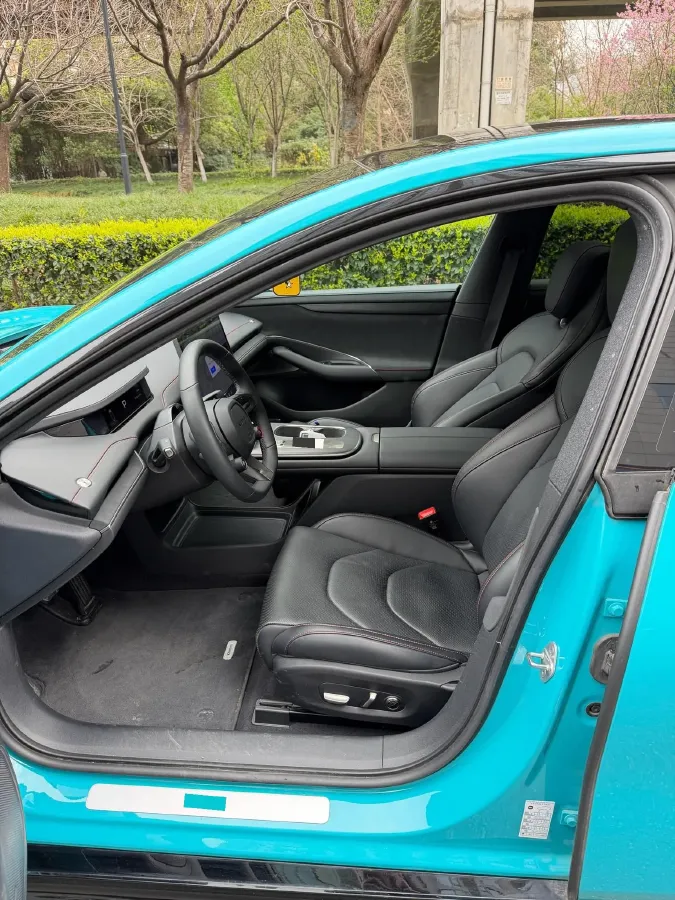 2024 MI SU7 BEV 73.6KWH,autocango,china used car exporter,china ev exporter,chinese used car exporter,chinese used ev exporter