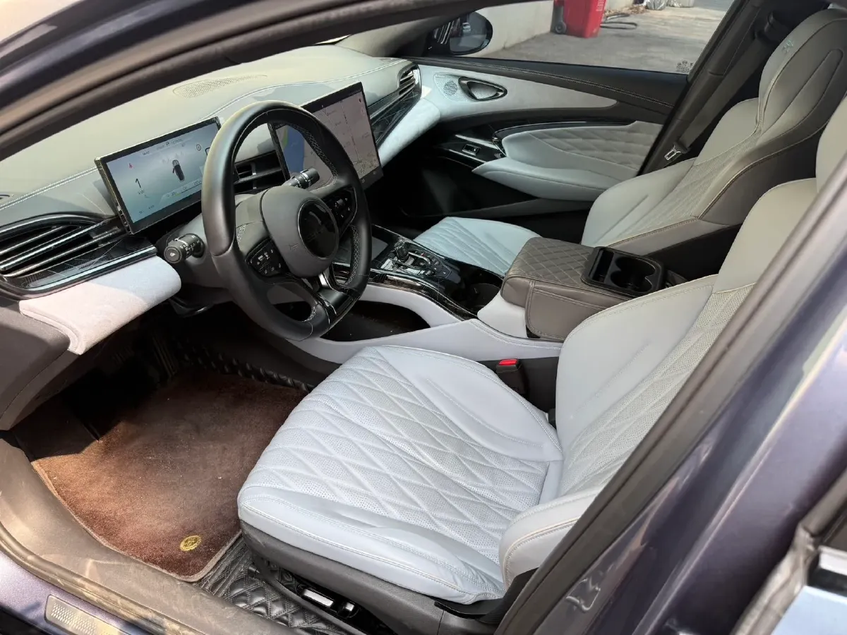 2022 MAXUS DaJia 5 BEV 70KWH,autocango,china used car exporter,china ev exporter,chinese used car exporter,chinese used ev exporter