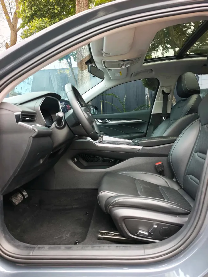 2021 Geely Preface 2.0T 190HP L4 7DCT,autocango,china used car exporter,china ev exporter,chinese used car exporter,chinese used ev exporter