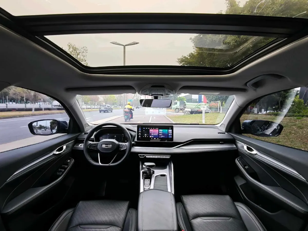 2021 Geely Preface 2.0T 190HP L4 7DCT,autocango,china used car exporter,china ev exporter,chinese used car exporter,chinese used ev exporter