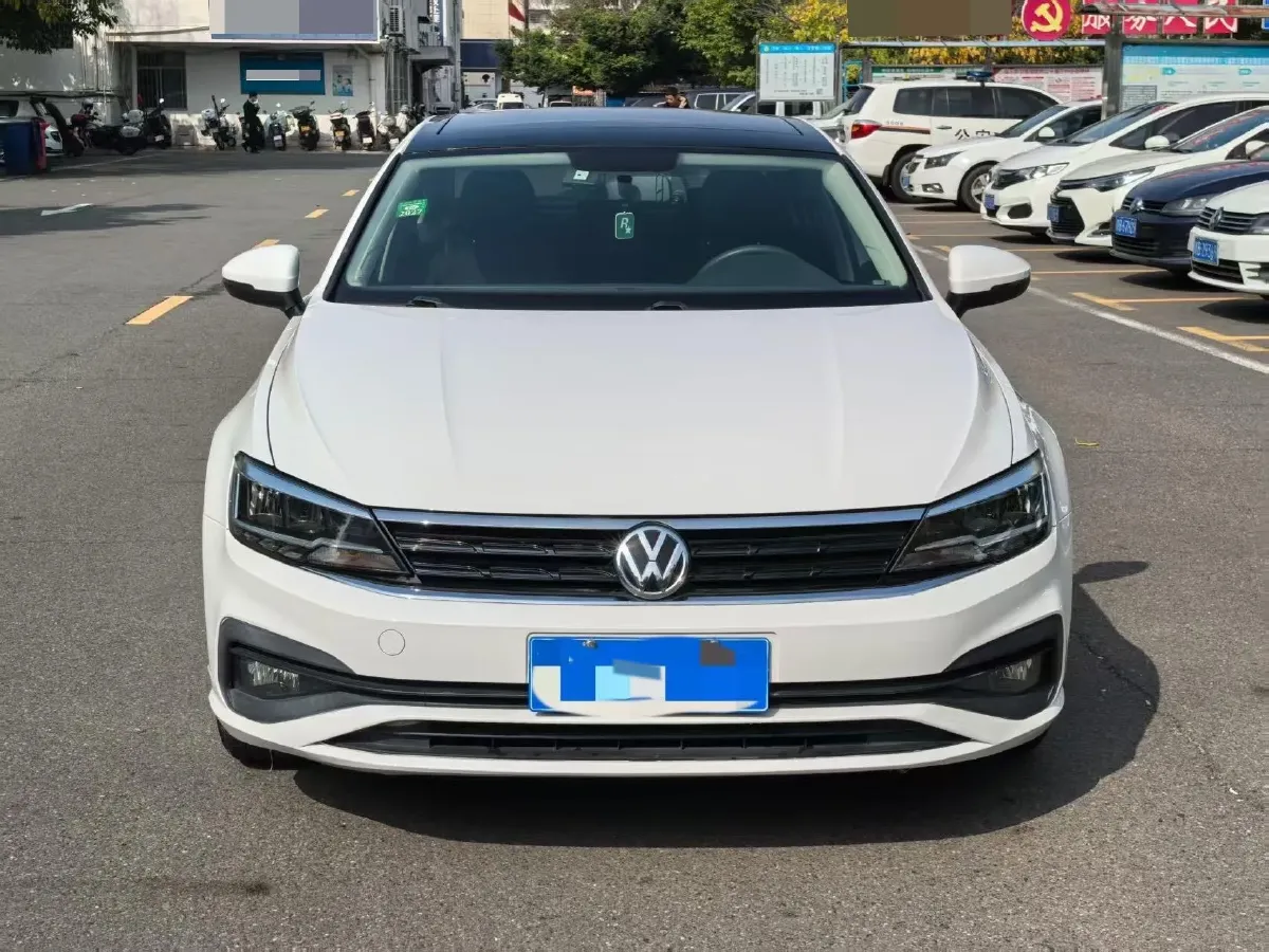 2019 Volkswagen T-Cross 1.4T 150HP L4 7DCT,autocango,china used car exporter,china ev exporter,chinese used car exporter,chinese used ev exporter