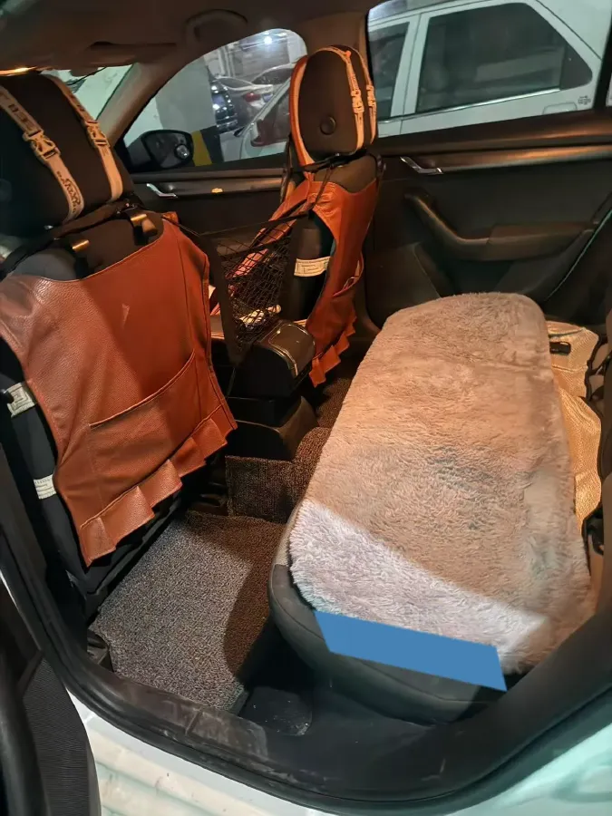 2017 Skoda Octavia 1.6L 110HP L4 5MT,autocango,china used car exporter,china ev exporter,chinese used car exporter,chinese used ev exporter