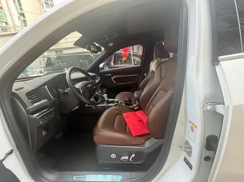 2018 Haval H6 1.5T 169HP L4 7DCT,autocango,china used car exporter,china ev exporter,chinese used car exporter,chinese used ev exporter