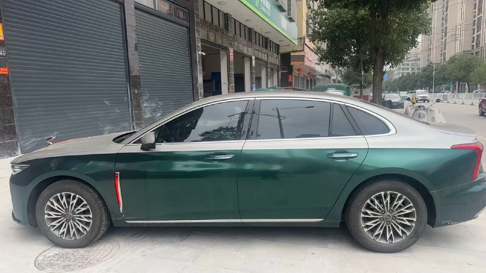2025 HongQi H5 1.5T 169HP L4 7DCT,autocango,china used car exporter,china ev exporter,chinese used car exporter,chinese used ev exporter
