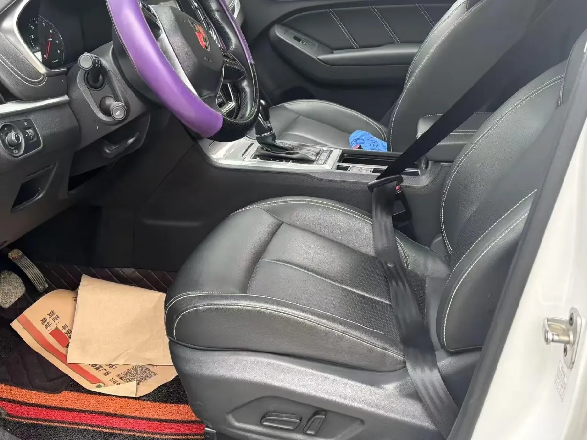 2020 Roewe i6 1.5T 169HP L4 7DCT,autocango,china used car exporter,china ev exporter,chinese used car exporter,chinese used ev exporter