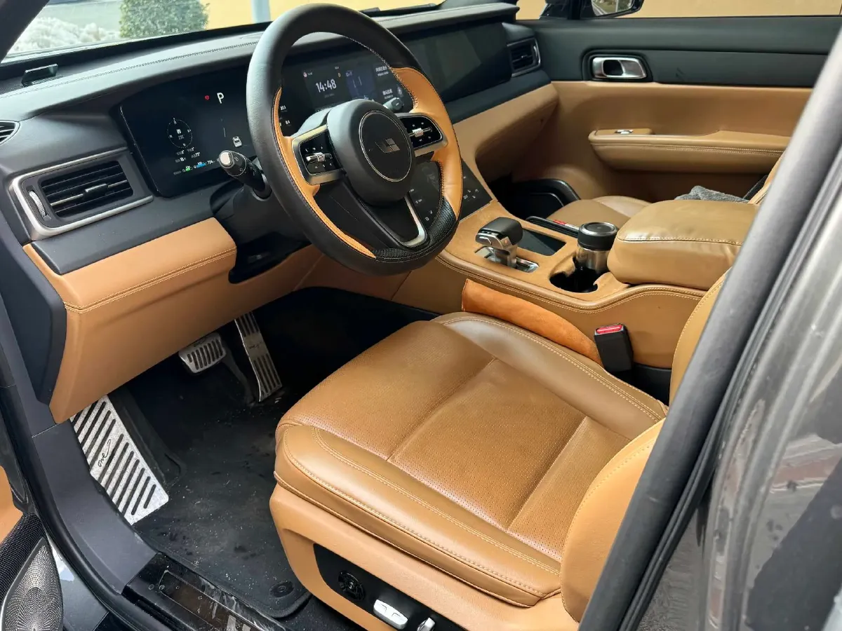 2021 Li ONE Range Extended 131HP REEV 40.5KWH,autocango,china used car exporter,china ev exporter,chinese used car exporter,chinese used ev exporter