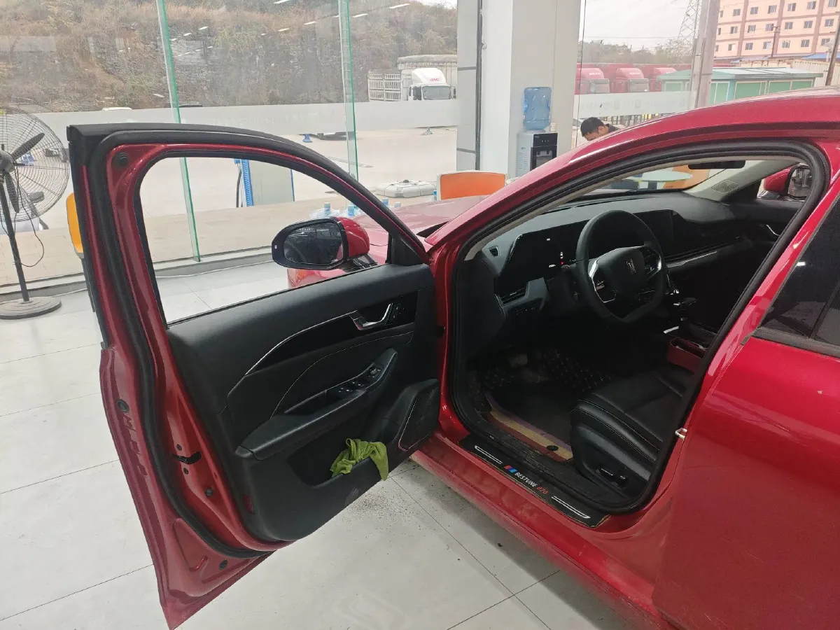 2022 Bestune B70 1.5T 169HP L4 7DCT,autocango,china used car exporter,china ev exporter,chinese used car exporter,chinese used ev exporter