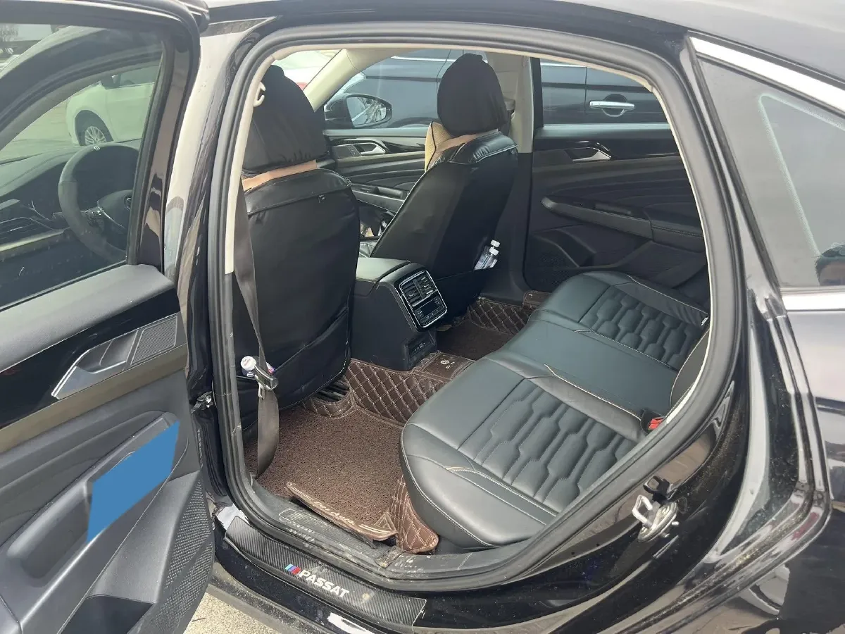 2021 Volkswagen Passat 2.0T 186HP L4 7DCT,autocango,china used car exporter,china ev exporter,chinese used car exporter,chinese used ev exporter