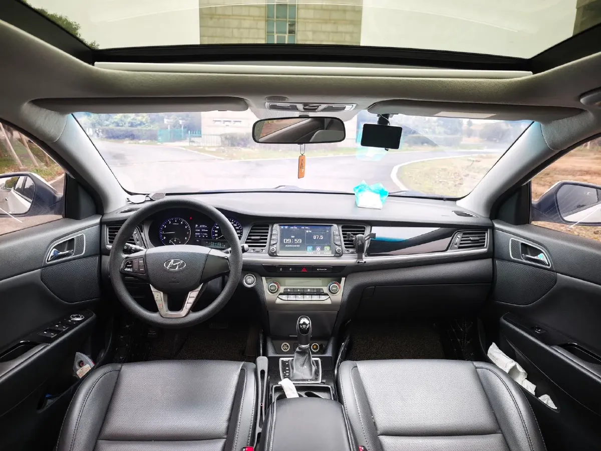 2017 Hyundai Mistra 1.8L 143HP L4 6AT,autocango,china used car exporter,china ev exporter,chinese used car exporter,chinese used ev exporter