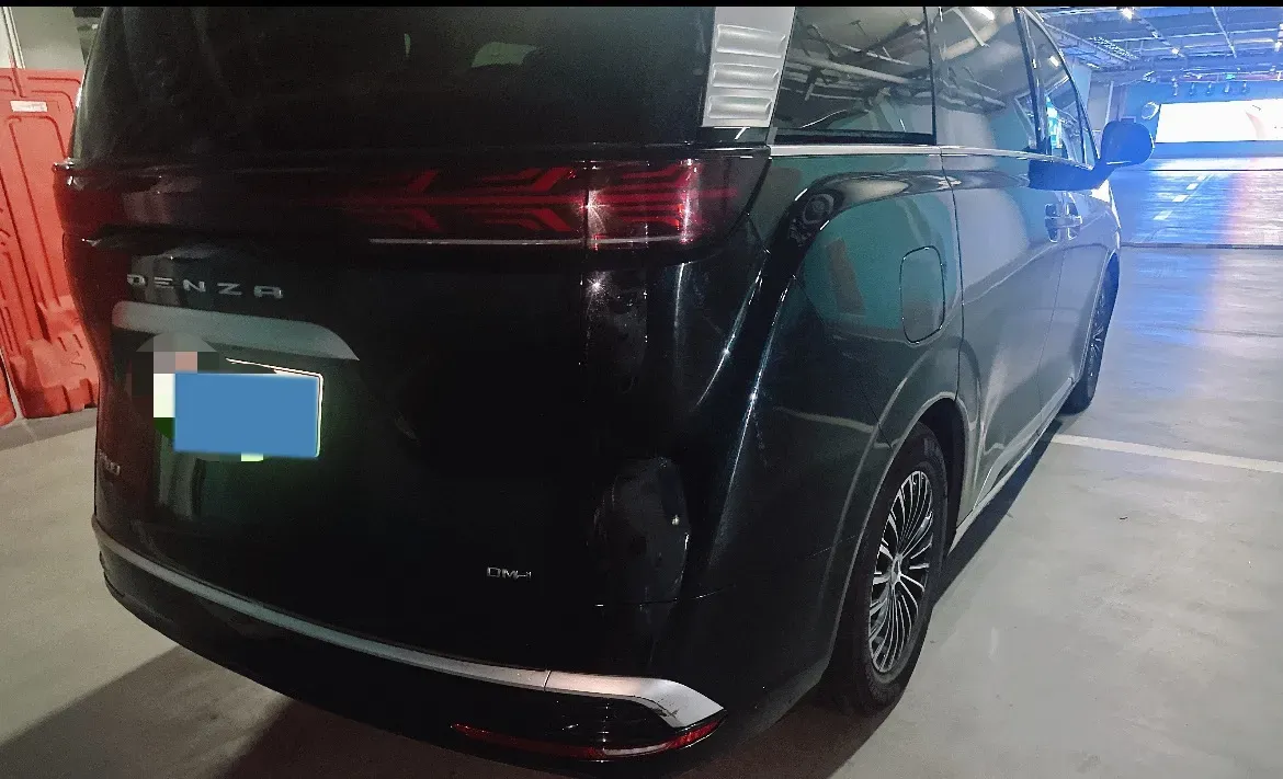 2022 HongQi HS7 3.0T 337HP V6 8AT,autocango,china used car exporter,china ev exporter,chinese used car exporter,chinese used ev exporter