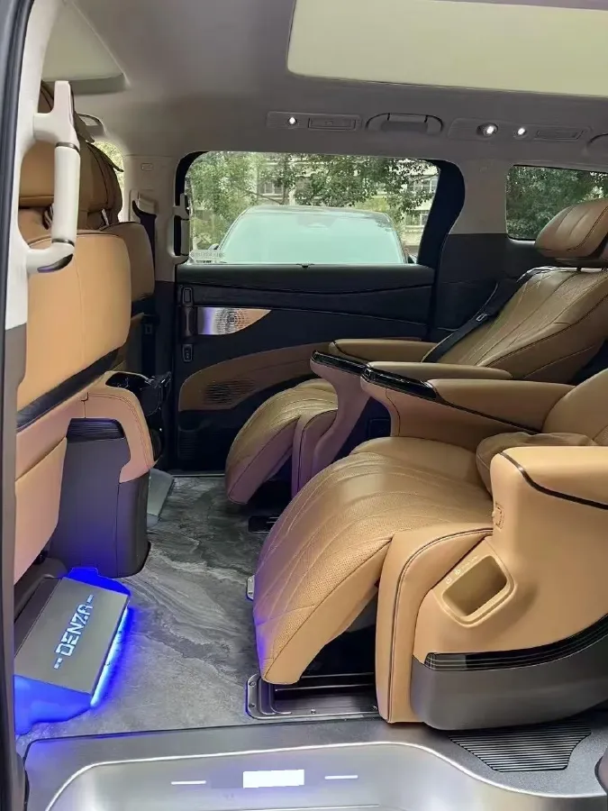 2022 HongQi HS7 3.0T 337HP V6 8AT,autocango,china used car exporter,china ev exporter,chinese used car exporter,chinese used ev exporter