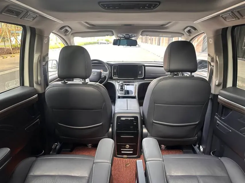 2021 GAC Trumpchi M8 2.0T 252HP L4 8AT,autocango,china used car exporter,china ev exporter,chinese used car exporter,chinese used ev exporter