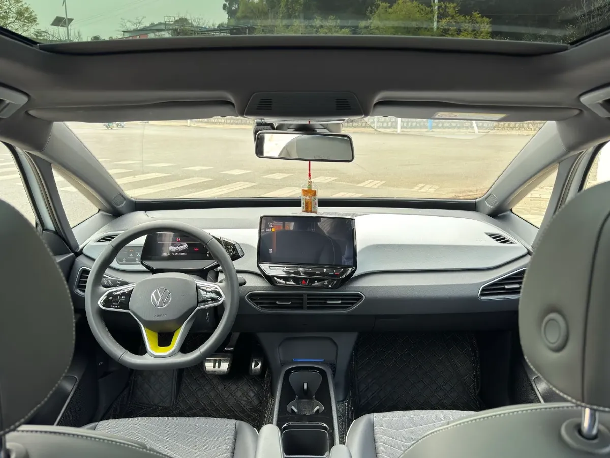 2023 Volkswagen ID.3 BEV 52.8KWH,autocango,china used car exporter,china ev exporter,chinese used car exporter,chinese used ev exporter