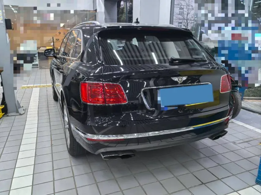 2018 Bentley Bentayga 4.0T 550HP V8 8AT,autocango,china used car exporter,china ev exporter,chinese used car exporter,chinese used ev exporter
