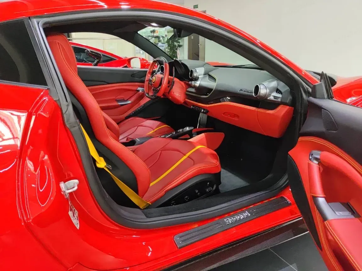 2019 Aston Martin DB11 5.2T 639HP V12 8AT,autocango,china used car exporter,china ev exporter,chinese used car exporter,chinese used ev exporter