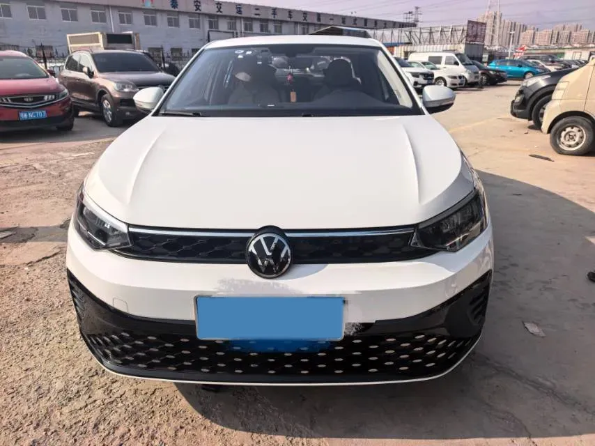 2023 Mazda 3 Axela 1.5L 117HP L4 6AT,autocango,china used car exporter,china ev exporter,chinese used car exporter,chinese used ev exporter