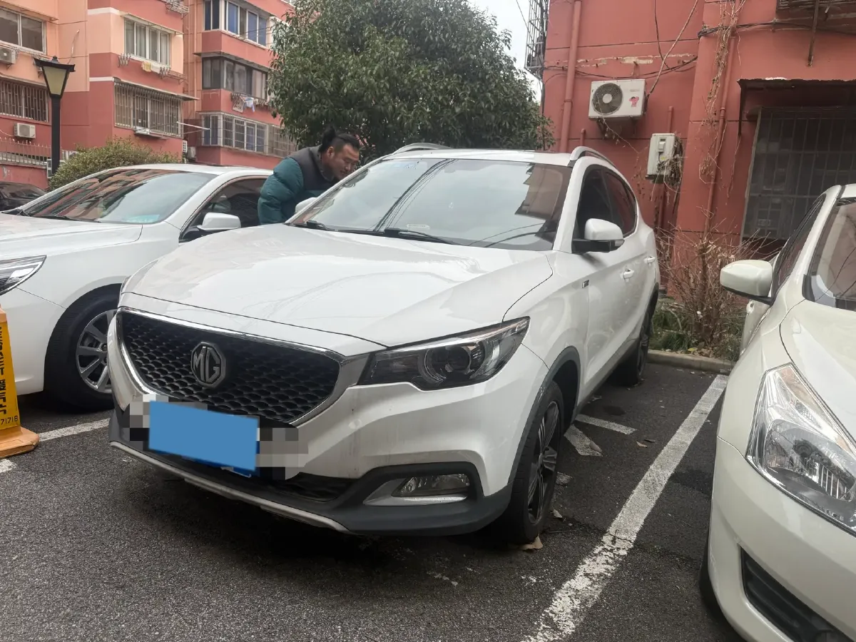2017 MG ZS 1.5L 120HP L4 5MT,autocango,china used car exporter,china ev exporter,chinese used car exporter,chinese used ev exporter