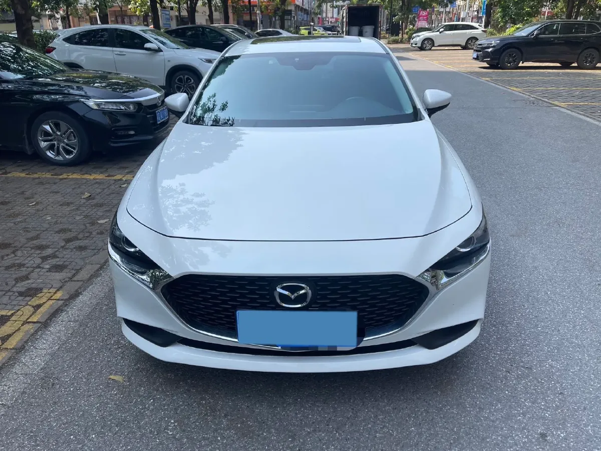 2020 Mazda 3 Axela 1.5L 117HP L4 6AT,autocango,china used car exporter,china ev exporter,chinese used car exporter,chinese used ev exporter