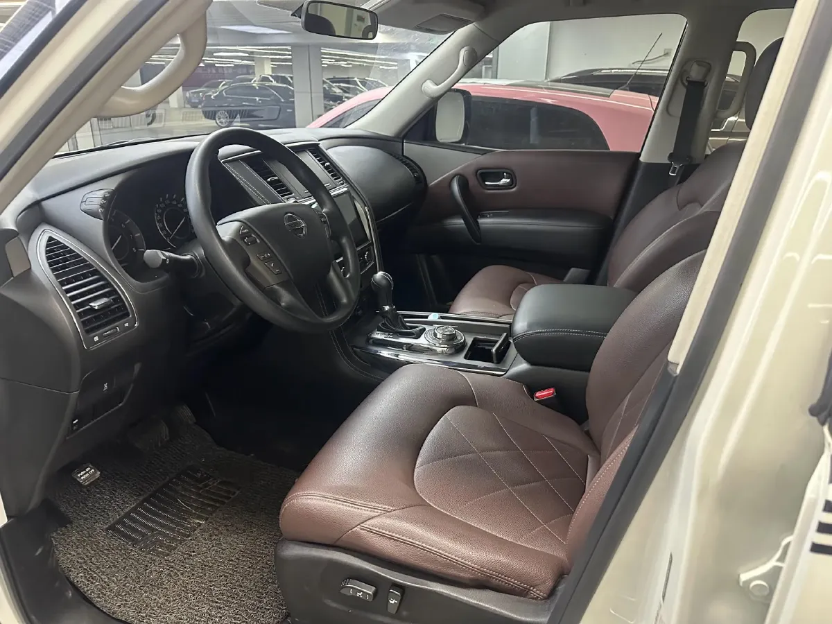2018 Nissan Patrol 4.0L 279HP V6 7AT,autocango,china used car exporter,china ev exporter,chinese used car exporter,chinese used ev exporter
