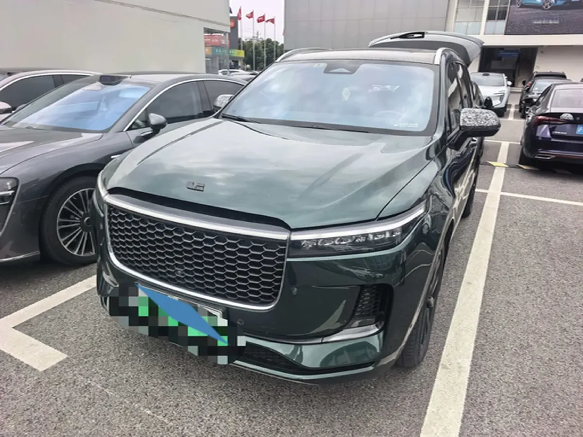 2021 Li ONE Range Extended 131HP REEV 40.5KWH,autocango,china used car exporter,china ev exporter,chinese used car exporter,chinese used ev exporter