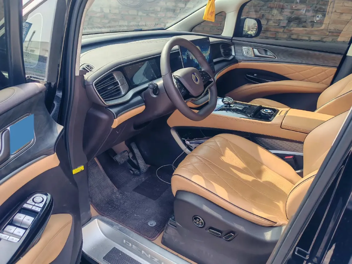 2024 Denza D9 1.5T 139HP L4 E-CVT PHEV 40KWH,autocango,china used car exporter,china ev exporter,chinese used car exporter,chinese used ev exporter