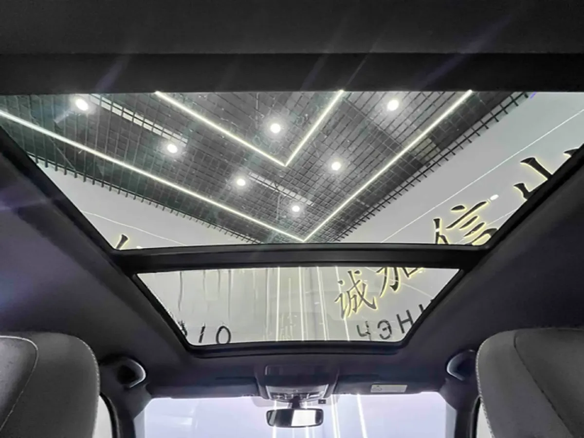 2022 Volkswagen T-Roc 1.4T 150HP L4 7DCT,autocango,china used car exporter,china ev exporter,chinese used car exporter,chinese used ev exporter