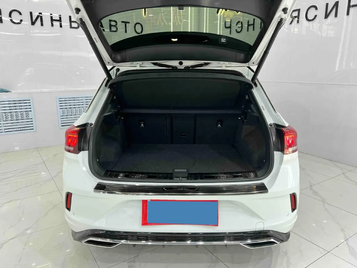 2022 Volkswagen T-Roc 1.4T 150HP L4 7DCT,autocango,china used car exporter,china ev exporter,chinese used car exporter,chinese used ev exporter