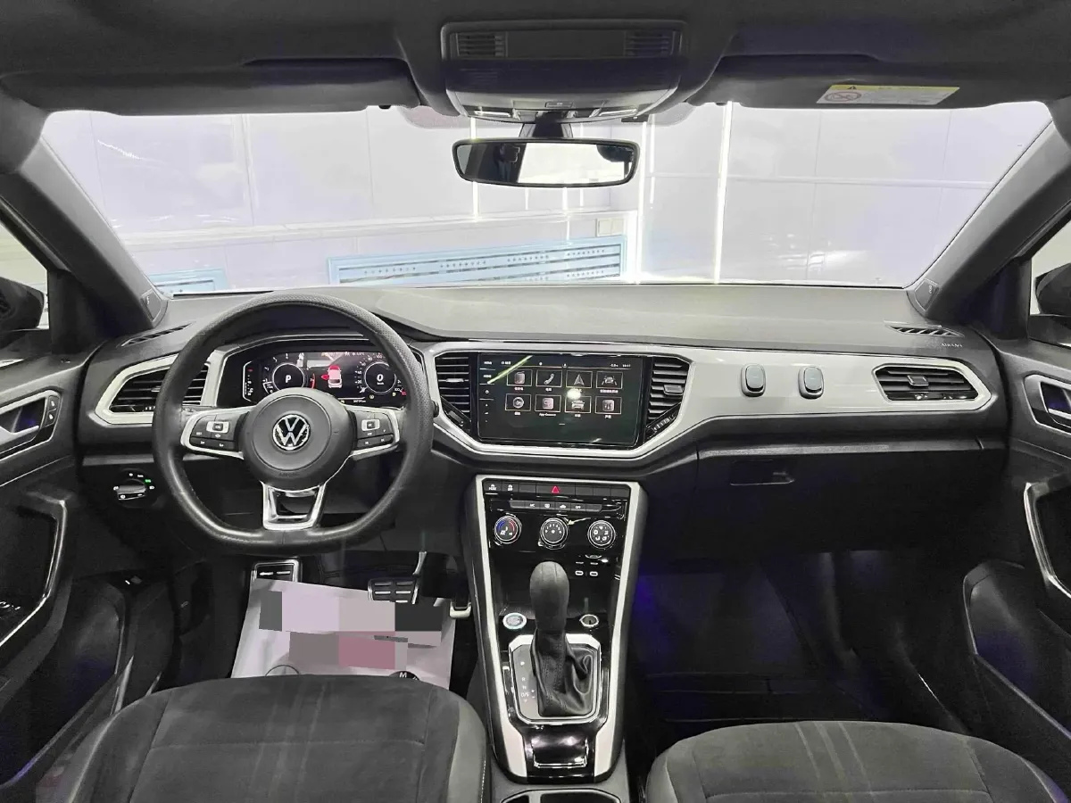 2022 Volkswagen T-Roc 1.4T 150HP L4 7DCT,autocango,china used car exporter,china ev exporter,chinese used car exporter,chinese used ev exporter