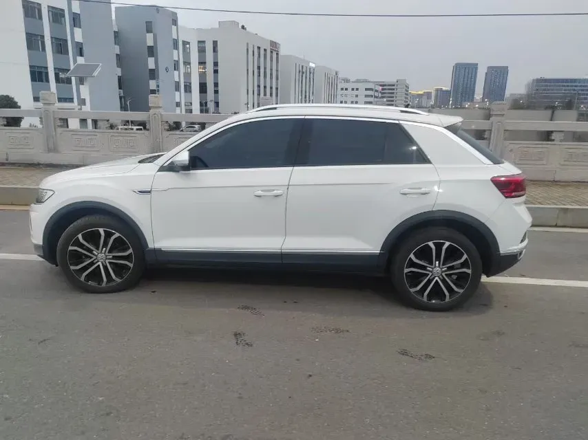 2019 Volkswagen T-Roc 1.4T 150HP L4 7DCT,autocango,china used car exporter,china ev exporter,chinese used car exporter,chinese used ev exporter