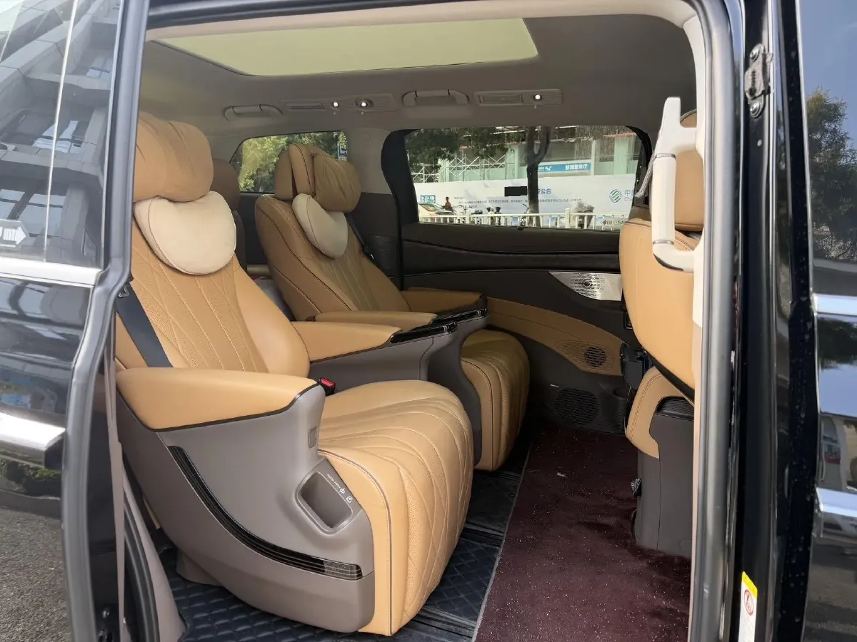 2022 HongQi HS7 3.0T 337HP V6 8AT,autocango,china used car exporter,china ev exporter,chinese used car exporter,chinese used ev exporter