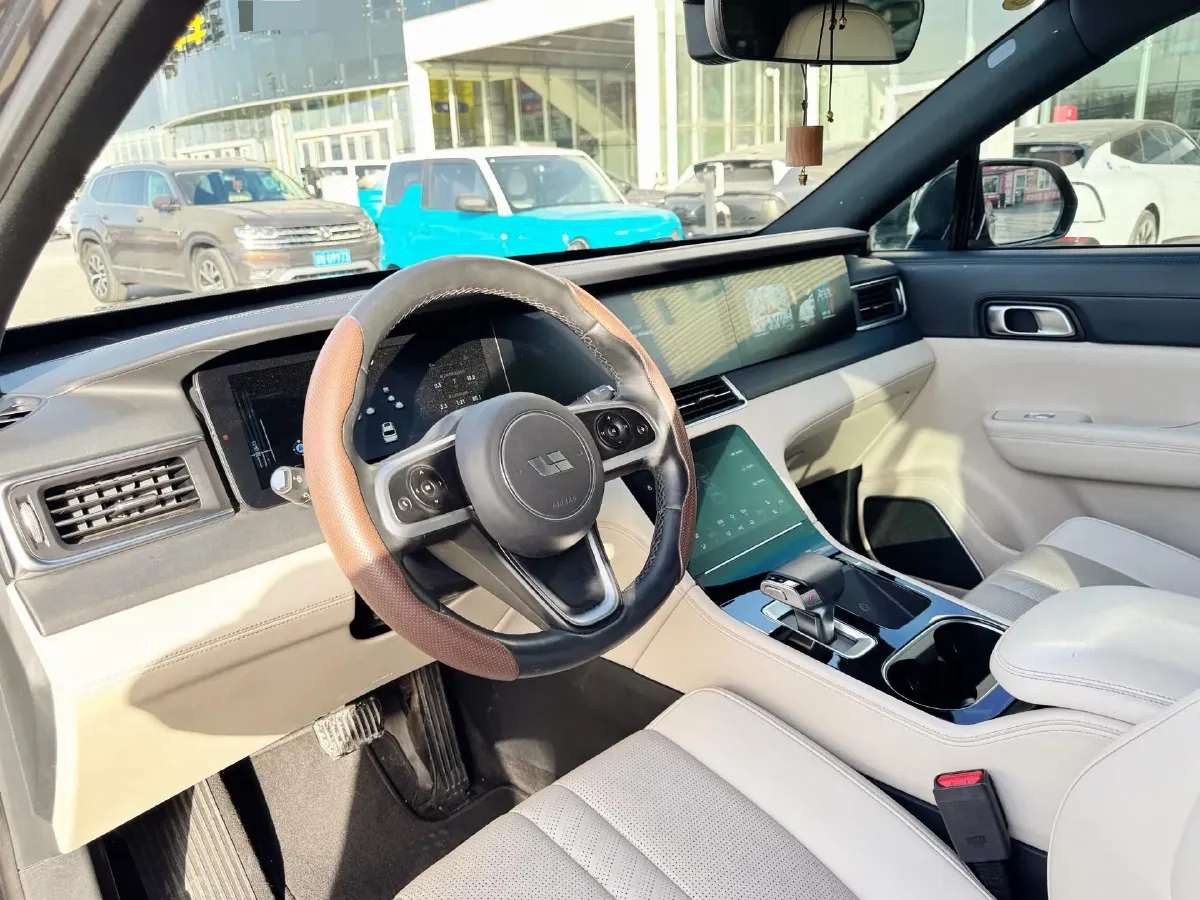 2020 Li ONE Range Extended 131HP REEV 40.5KWH,autocango,china used car exporter,china ev exporter,chinese used car exporter,chinese used ev exporter