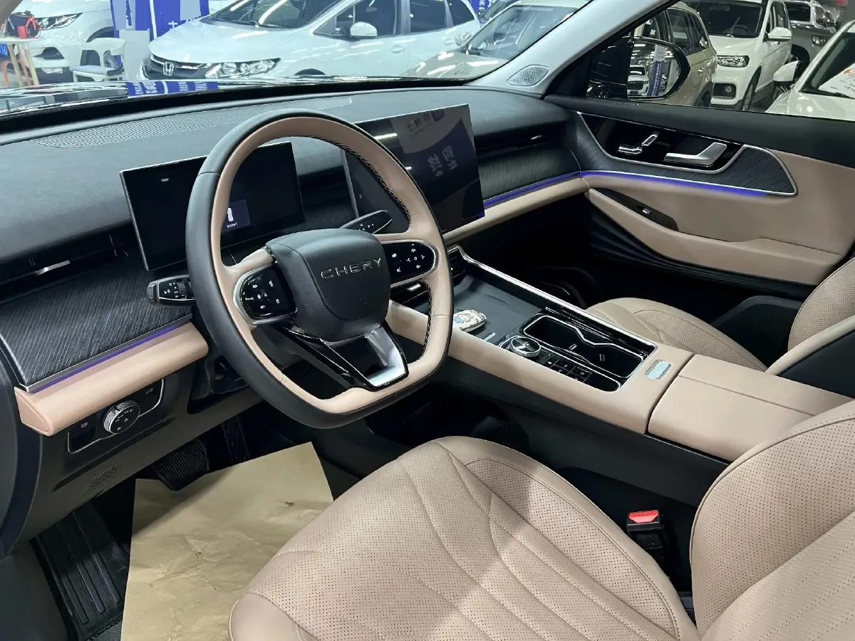 2024 Chery Tiggo8L 2.0T 254HP L4 8AT,autocango,china used car exporter,china ev exporter,chinese used car exporter,chinese used ev exporter