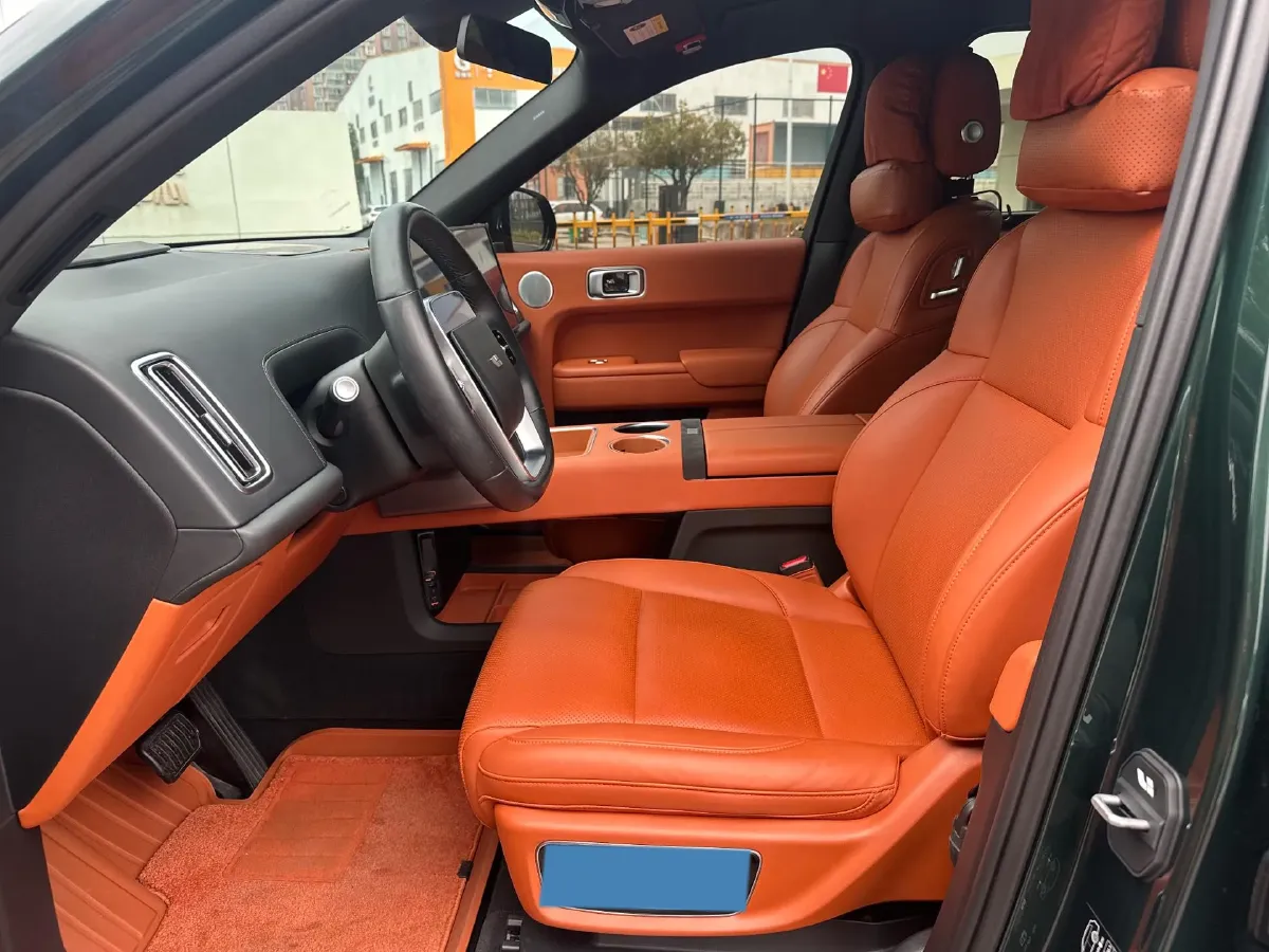 2023 Li L8 Range Extended 154HP REEV 40.9KWH,autocango,china used car exporter,china ev exporter,chinese used car exporter,chinese used ev exporter