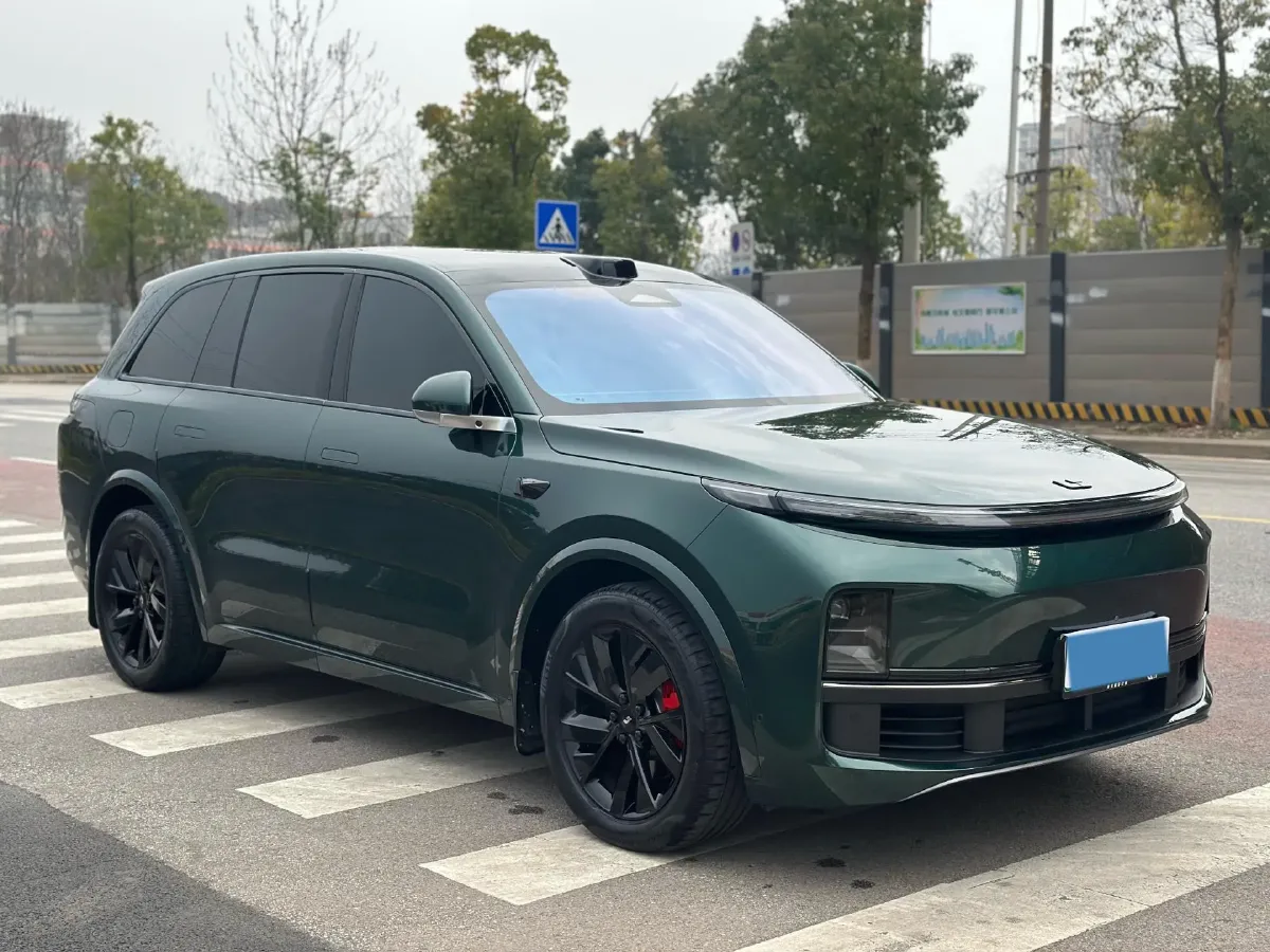 2023 Li L8 Range Extended 154HP REEV 40.9KWH,autocango,china used car exporter,china ev exporter,chinese used car exporter,chinese used ev exporter