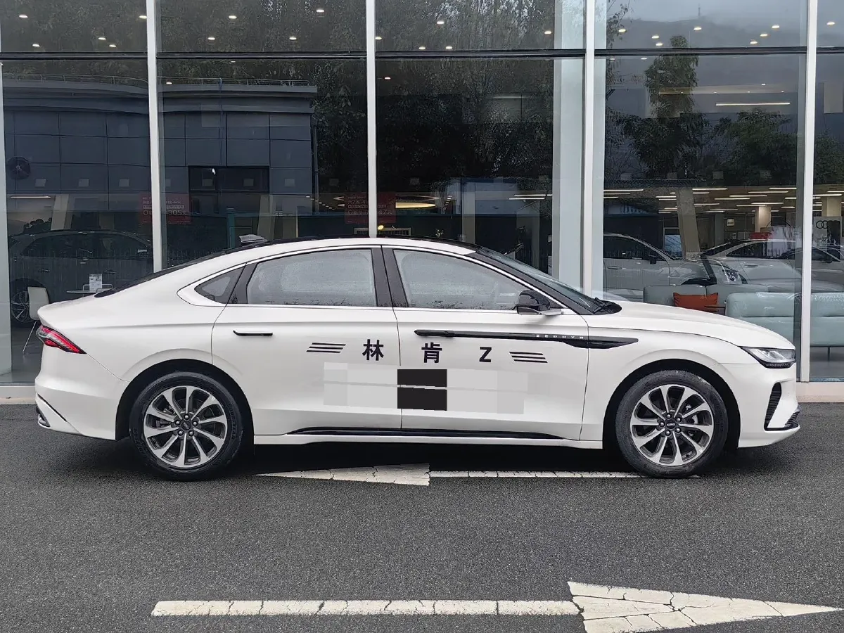 2025 Lincoln Z 2.0T 261HP L4 8AT,autocango,china used car exporter,china ev exporter,chinese used car exporter,chinese used ev exporter