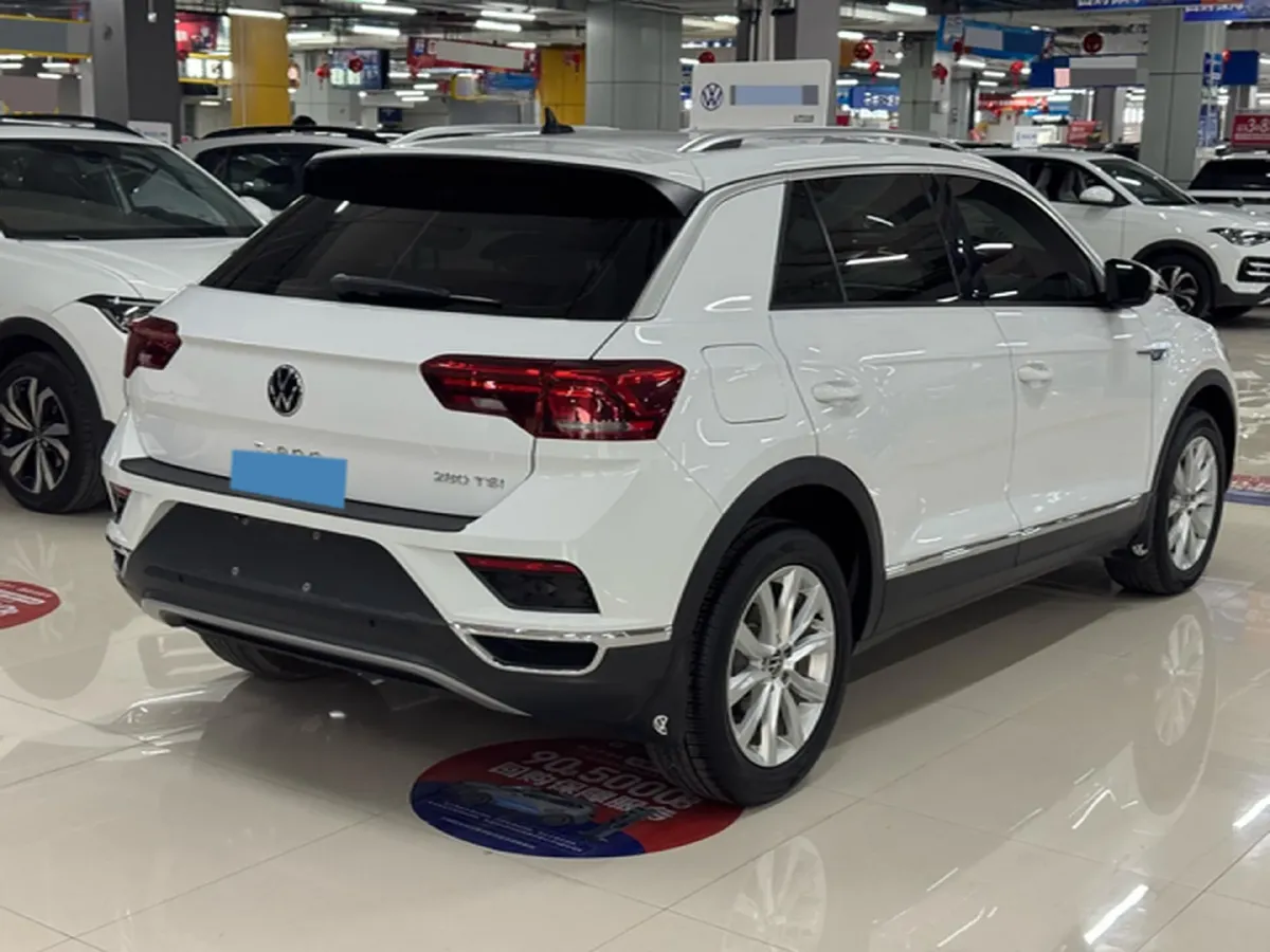 2022 Volkswagen T-Roc 1.4T 150HP L4 7DCT,autocango,china used car exporter,china ev exporter,chinese used car exporter,chinese used ev exporter