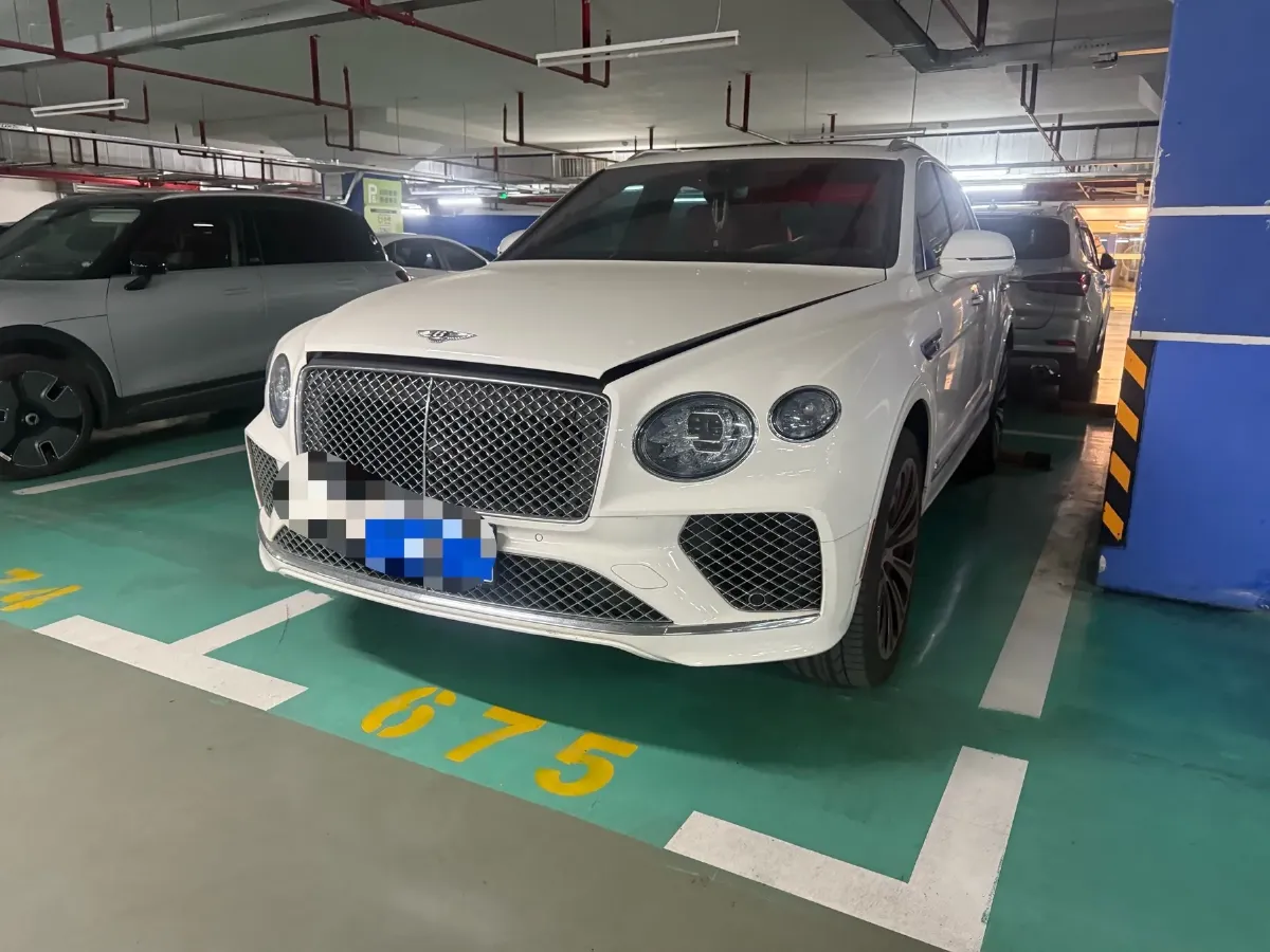 2021 Bentley Bentayga 4.0T 550HP V8 8AT,autocango,china used car exporter,china ev exporter,chinese used car exporter,chinese used ev exporter