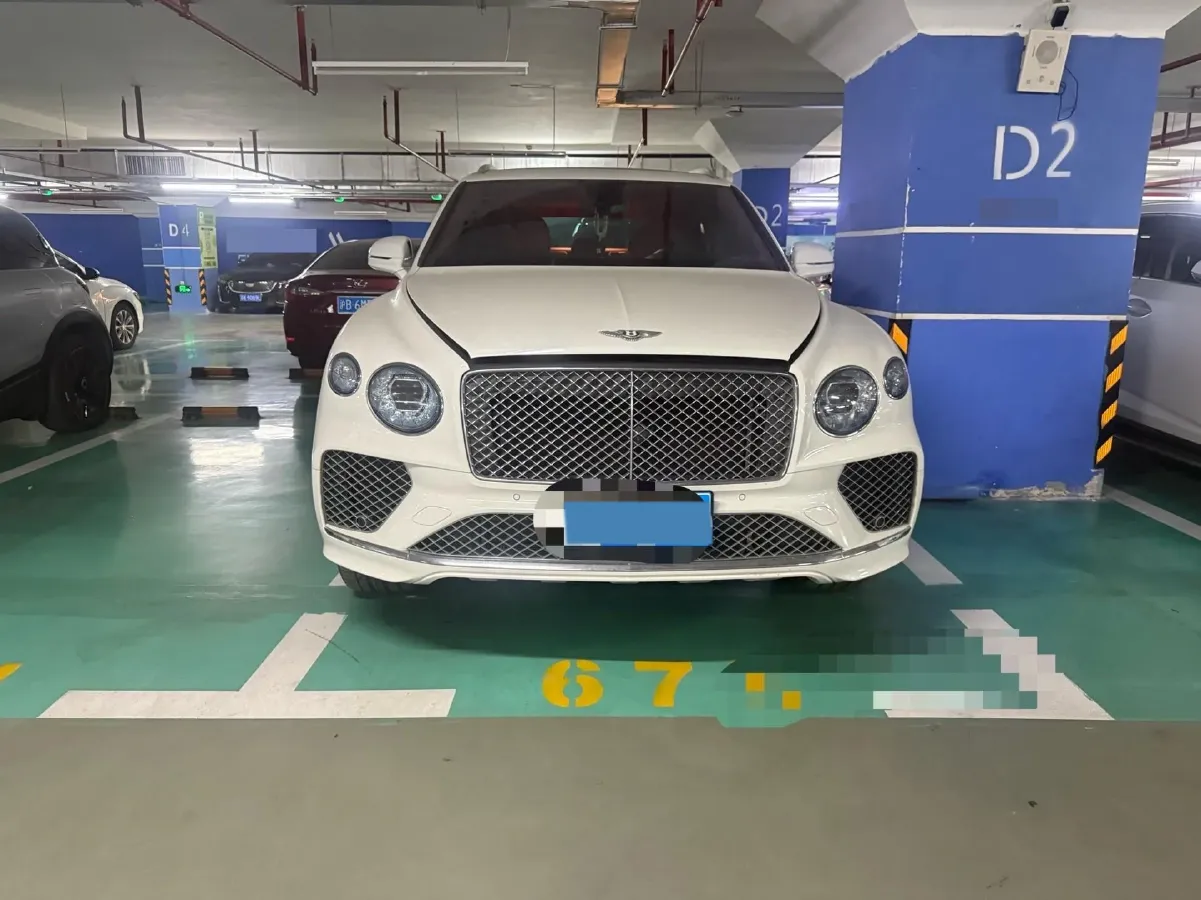 2021 Bentley Bentayga 4.0T 550HP V8 8AT,autocango,china used car exporter,china ev exporter,chinese used car exporter,chinese used ev exporter