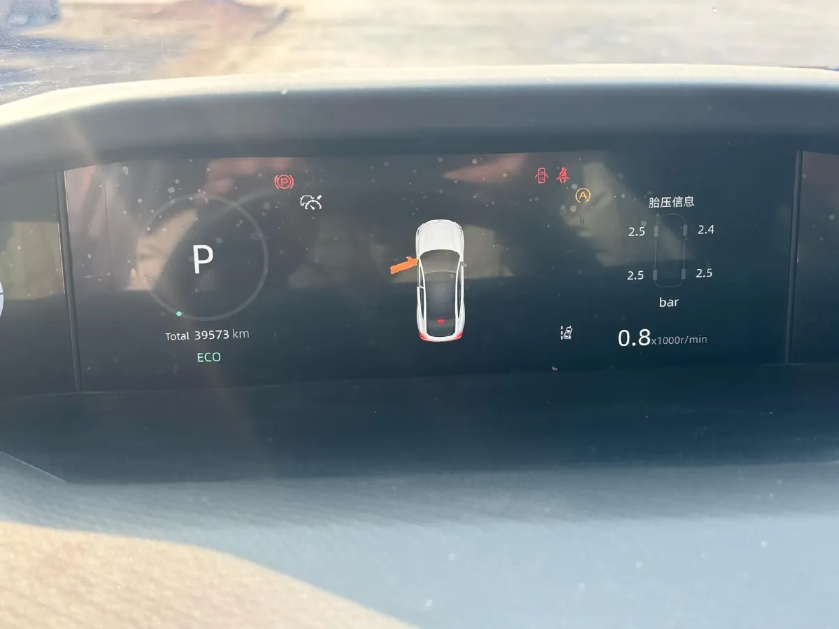 2023 ChangAn UNI-V 1.5T 188HP L4 7DCT,autocango,china used car exporter,china ev exporter,chinese used car exporter,chinese used ev exporter