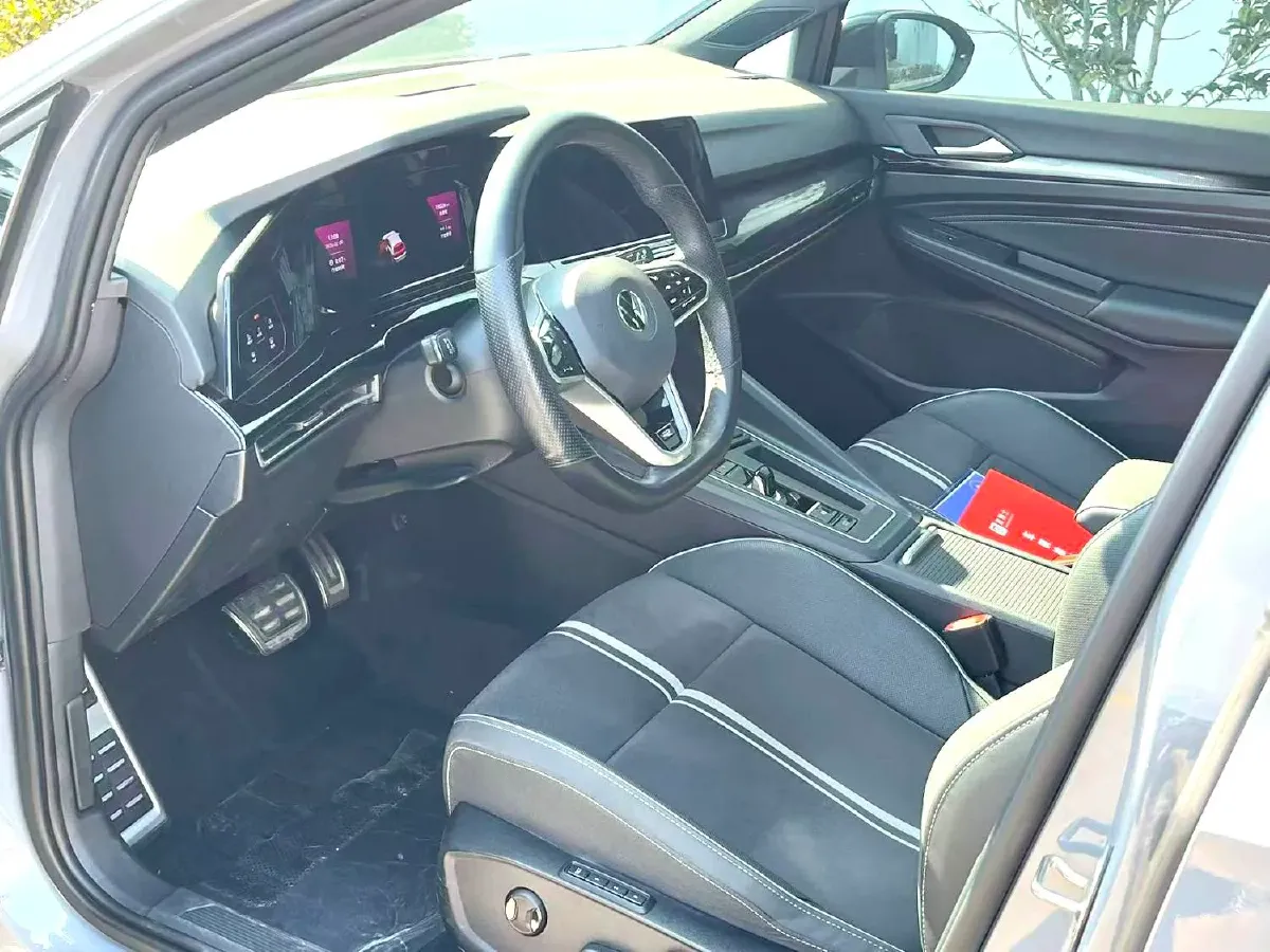 2023 Volkswagen Golf 1.4T 150HP L4 7DCT,autocango,china used car exporter,china ev exporter,chinese used car exporter,chinese used ev exporter