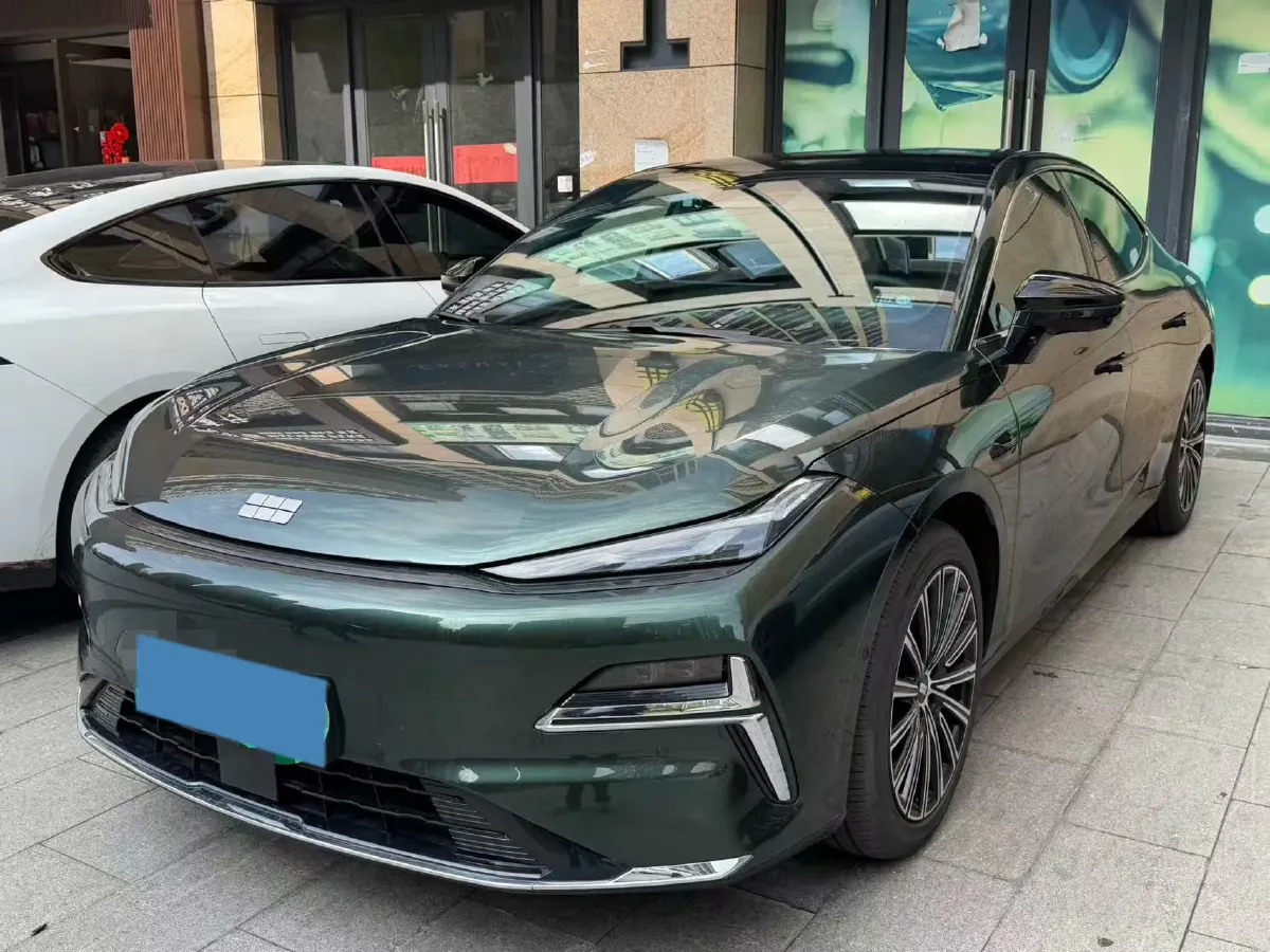 2025 Geely Galaxy Starshine 8 1.5L 112HP L4 1DHT PHEV,autocango,china used car exporter,china ev exporter,chinese used car exporter,chinese used ev exporter